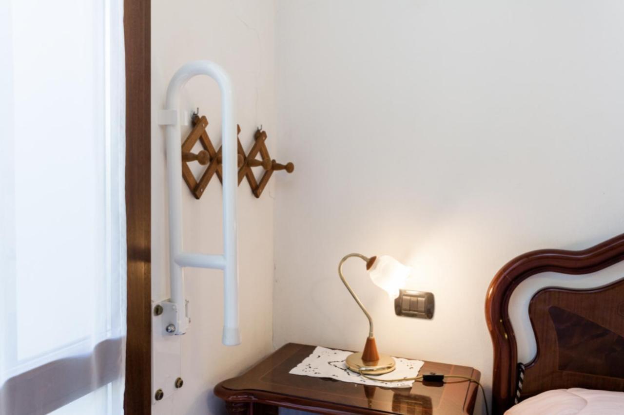 Relax In Collina Apartment Misano Adriatico Exterior foto