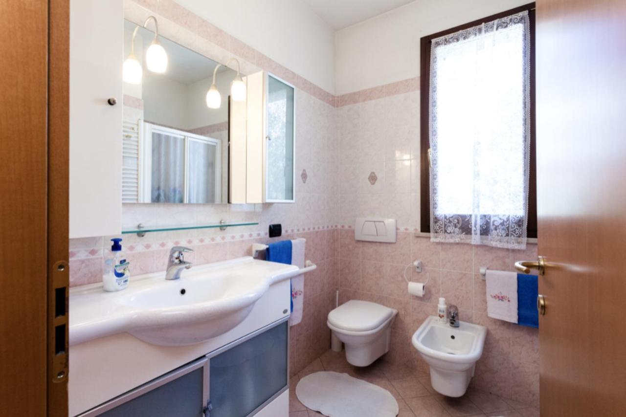 Relax In Collina Apartment Misano Adriatico Exterior foto